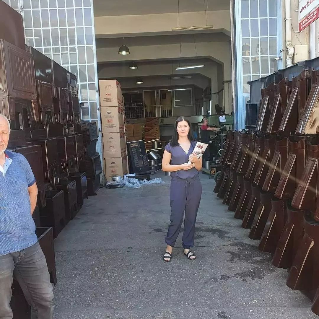 Перекладач турецької та англійської.  Синхронний перекладач. Дубляжний