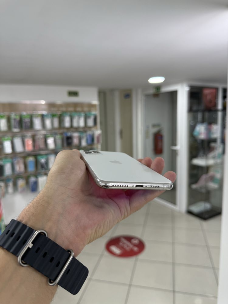 IPHONE 11 PRO MAX SEMI NOVO 100% BATERIA