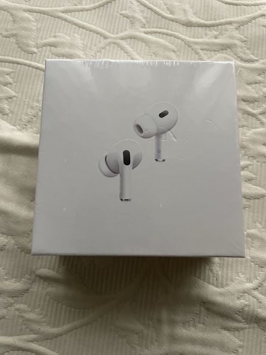 AirPods Pro (2ª geração) com estojo de carregamento e conector typeC