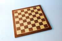 bardzo ładna inkrustowana drewniana szachownica