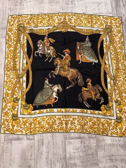 Оригінальна шовкова хустка від hermes