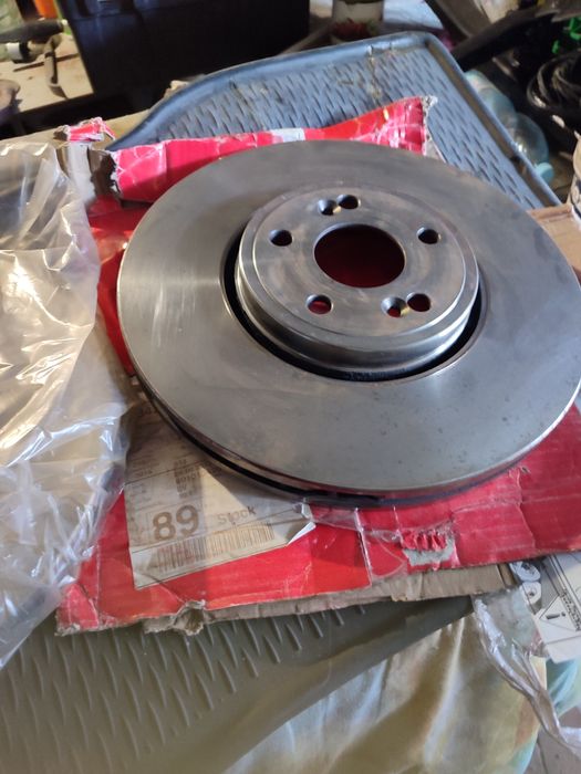 Гальмівніі диски передні рено