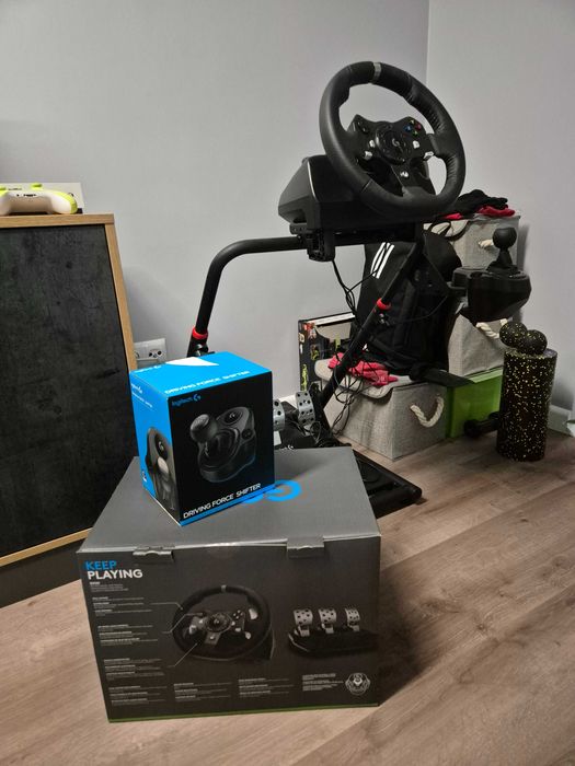 Kierownica LOGITECH G920 ze stojakiem