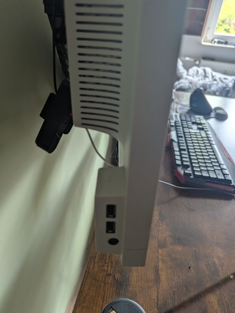 2 białe  monitory + statyw north bayou multisync ea244w 1920 x 1200mi