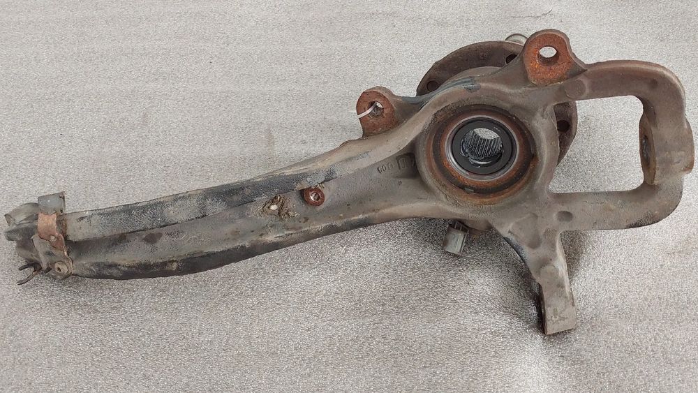 Manga de eixo frente esquerda VOLKSWAGEN Touareg (7L)