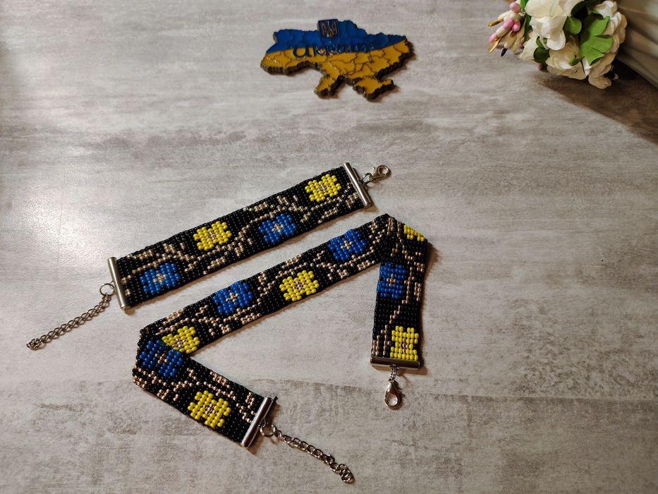 Вироби з бісеру ручної роботи