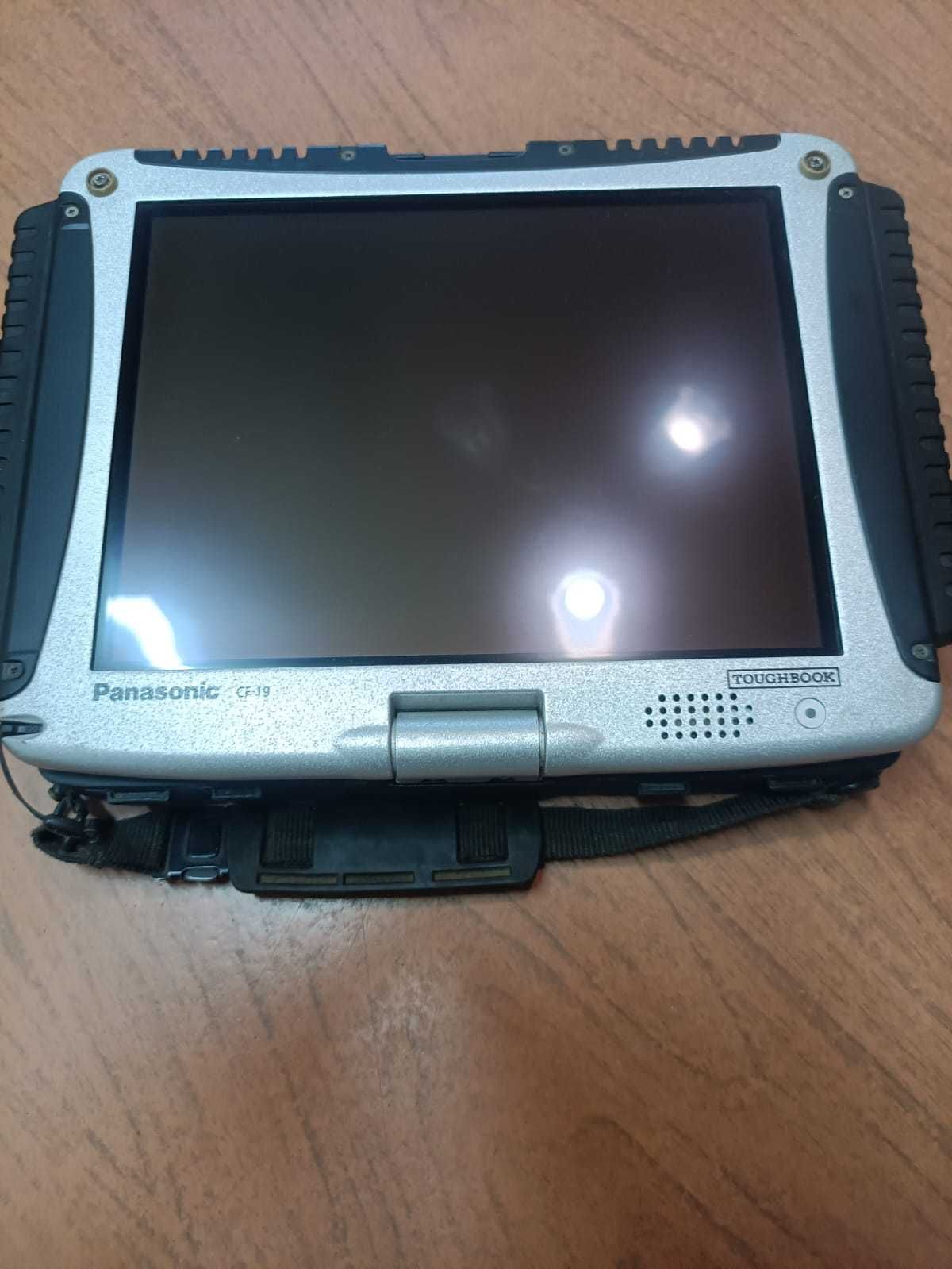 Захищений ноутбук Panasonic Toughbook CF-19 MK7