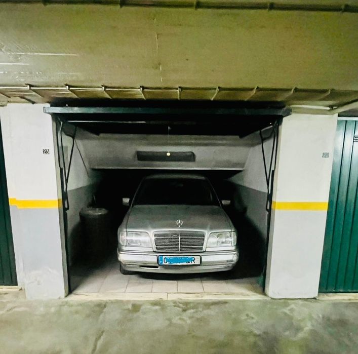 Garagem a venda, Setúbal (Montalvão)