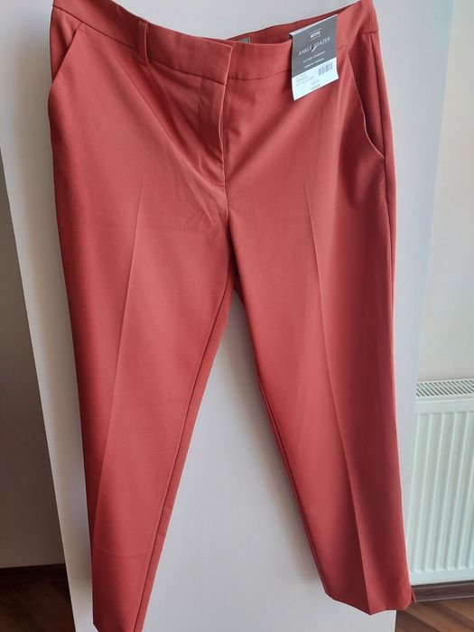 Жіночі штани DOROTHY PERKINS. EURO 36.