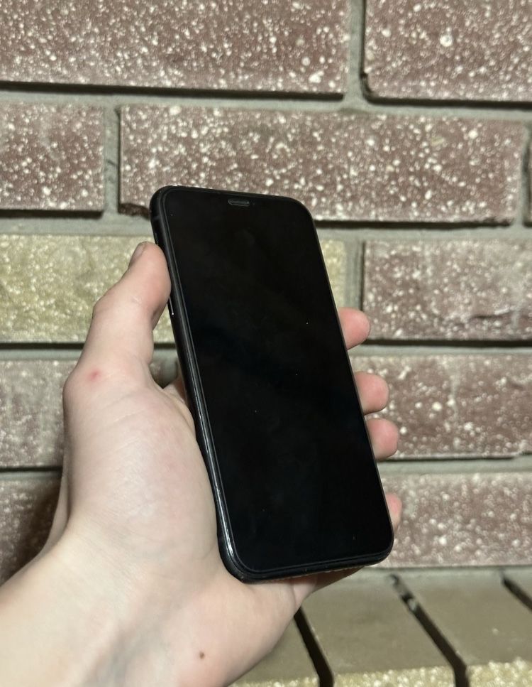 Iphone xr 128 gb neverlock ЧИТАЙТЕ ОПИС!
