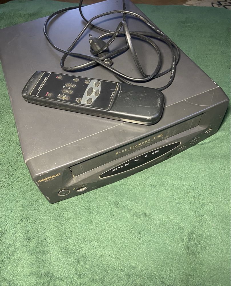 Nagrywarka VHS Daewoo DV-K10W Blue Diamond 2 NTSC