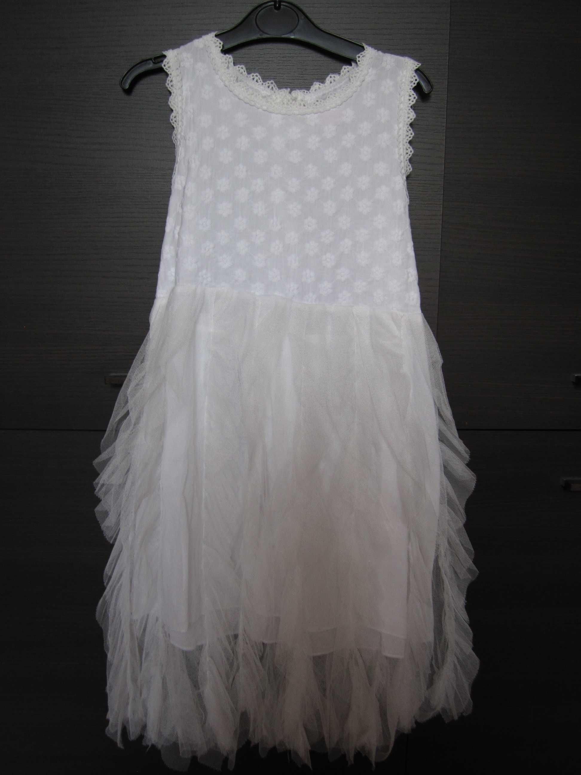 Sukienka biała 6-8 lat