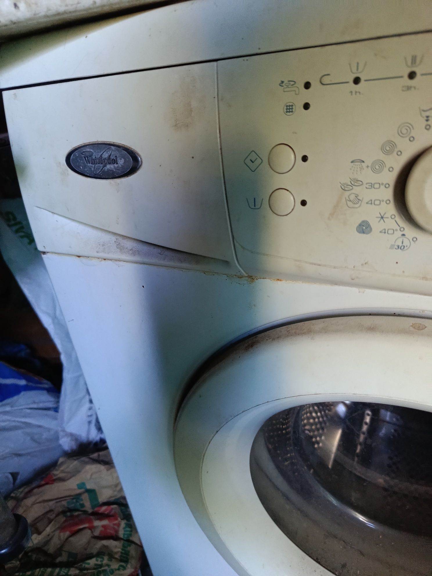 Продам стиральну машину whirlpool.