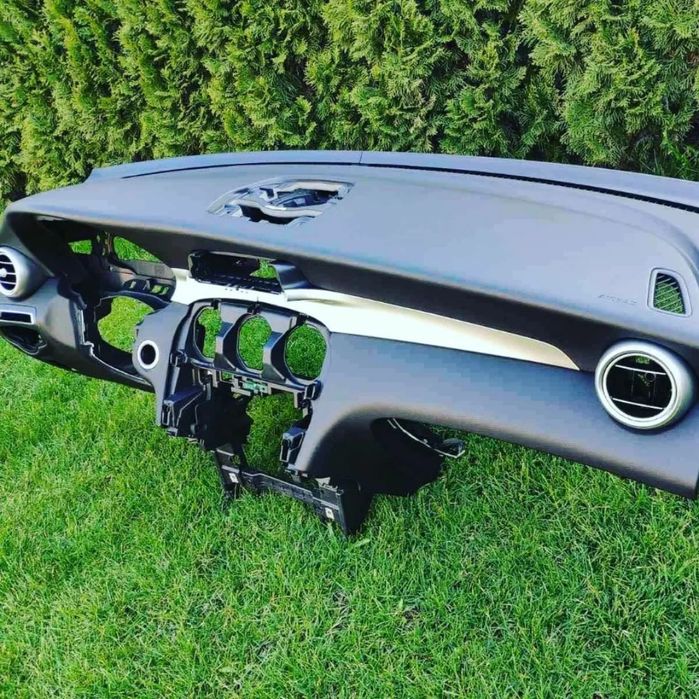 Перетяжка компонентов салона авто