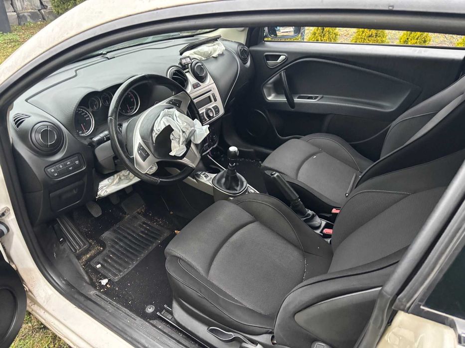 Alfa Romeo MITO 1.4 Multi Air 2011