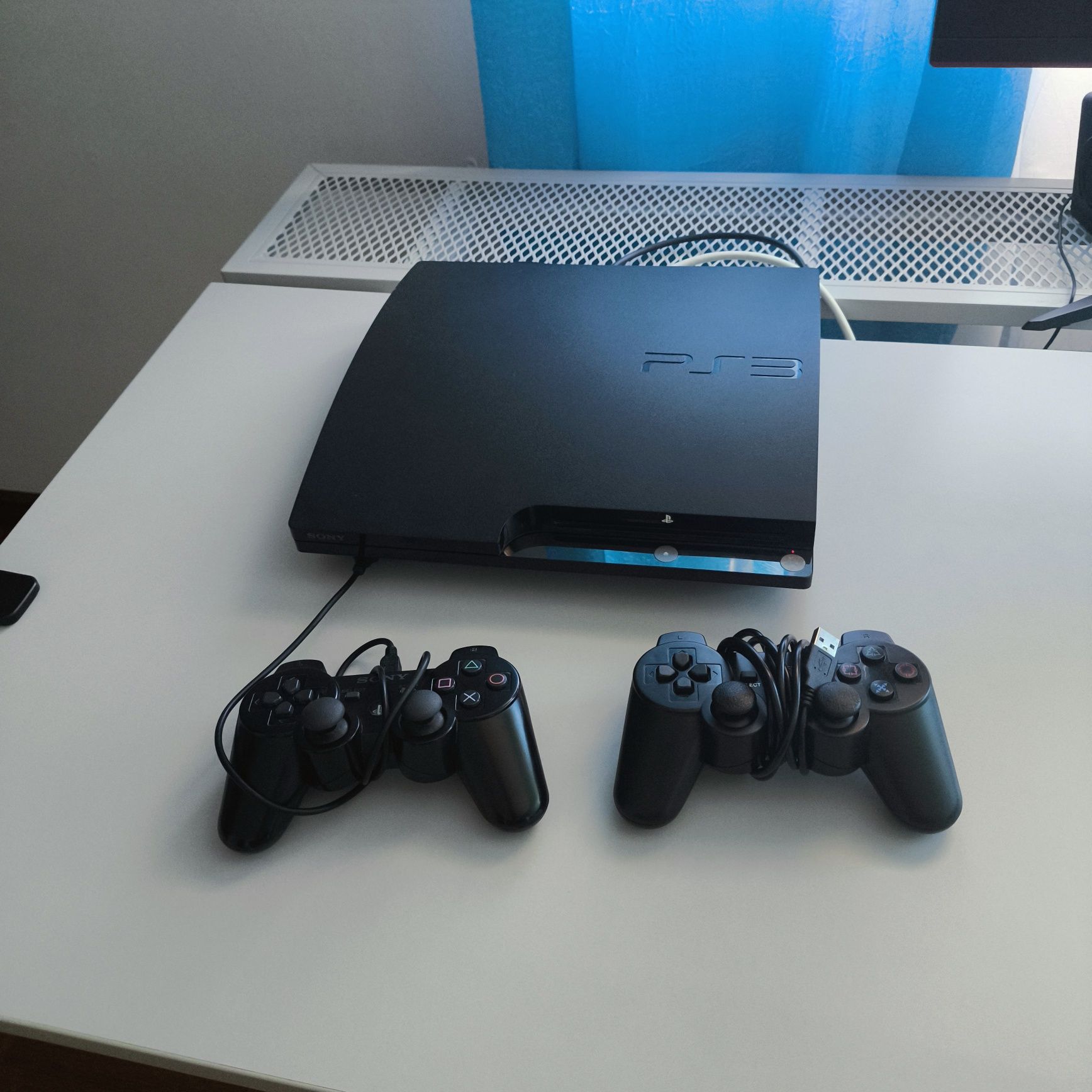 PS3 Slim Desbloqueada 120GB + Extras
