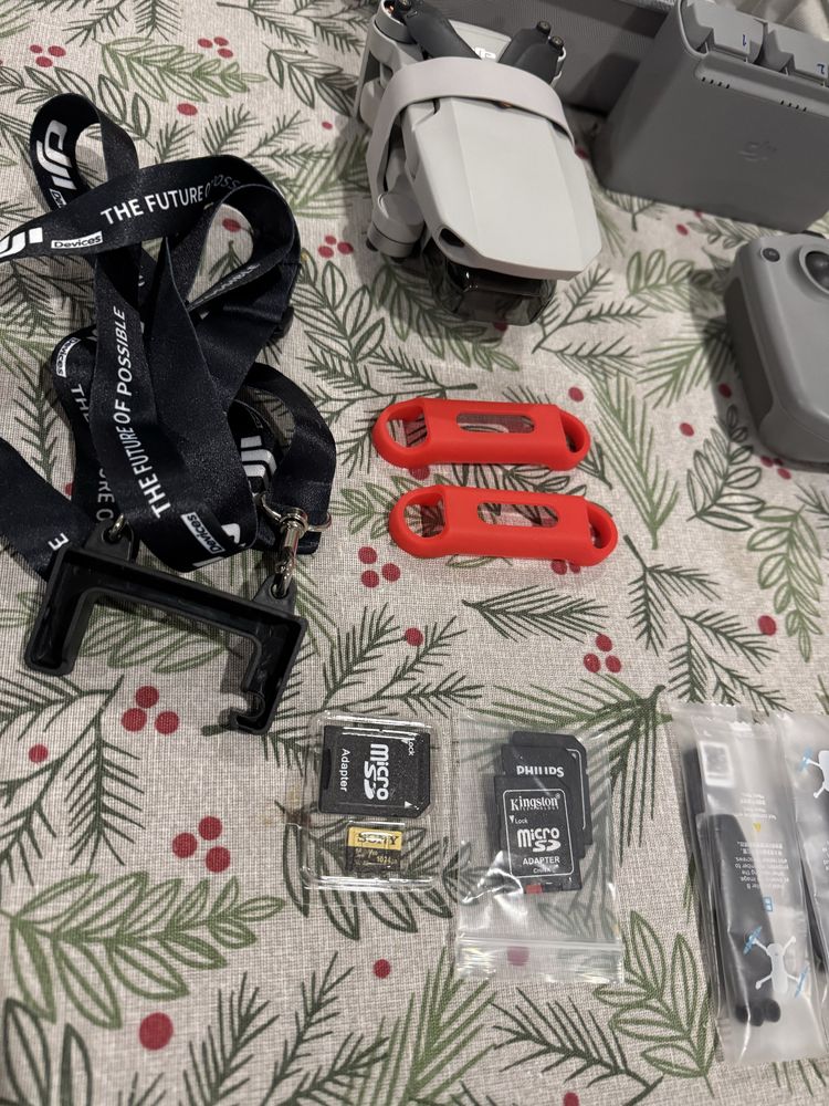 DJI Mini 2 SE Fly More Combo