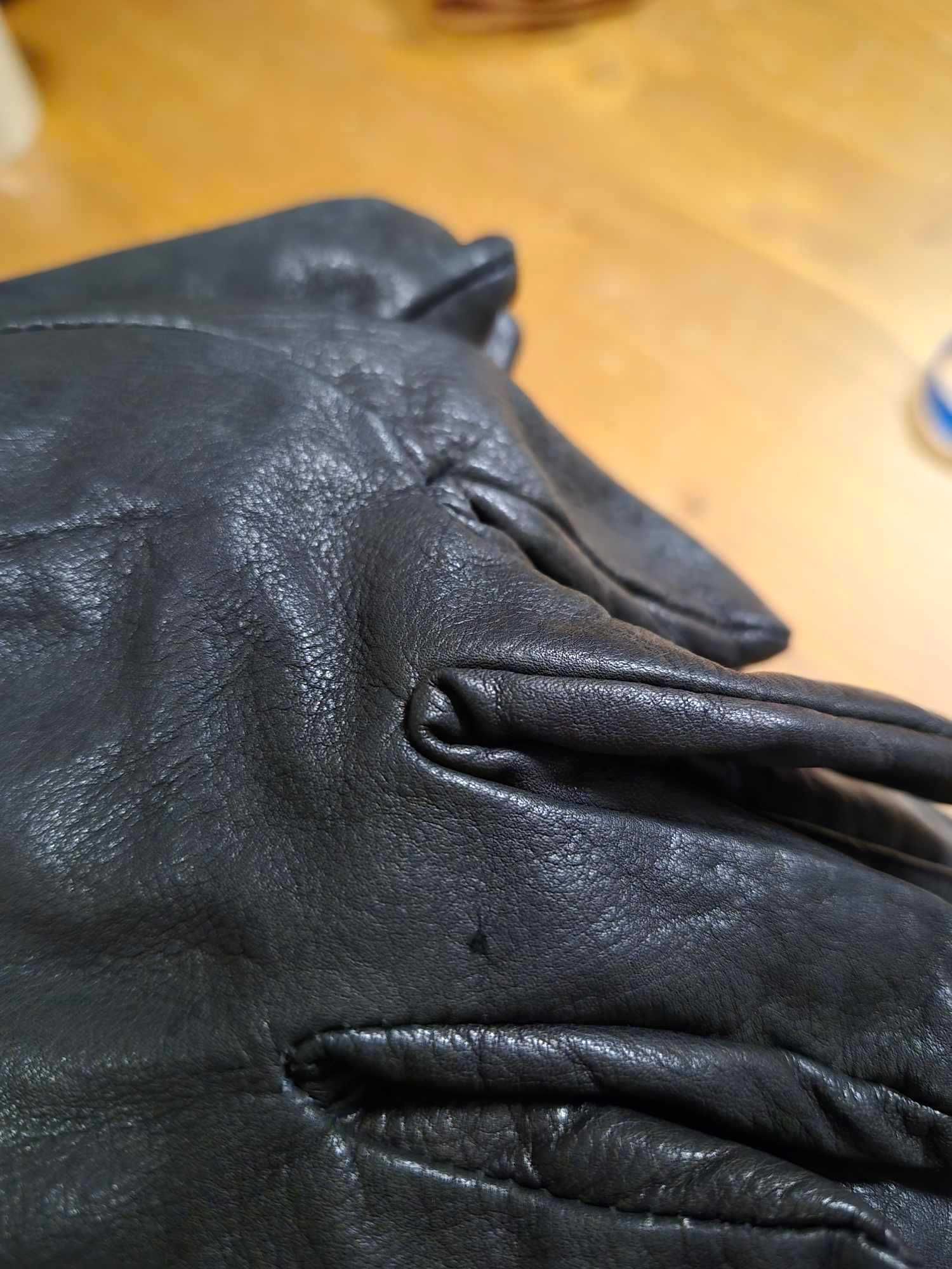 Czarne skórzane rękawice damskie Five Fingers  r. 7