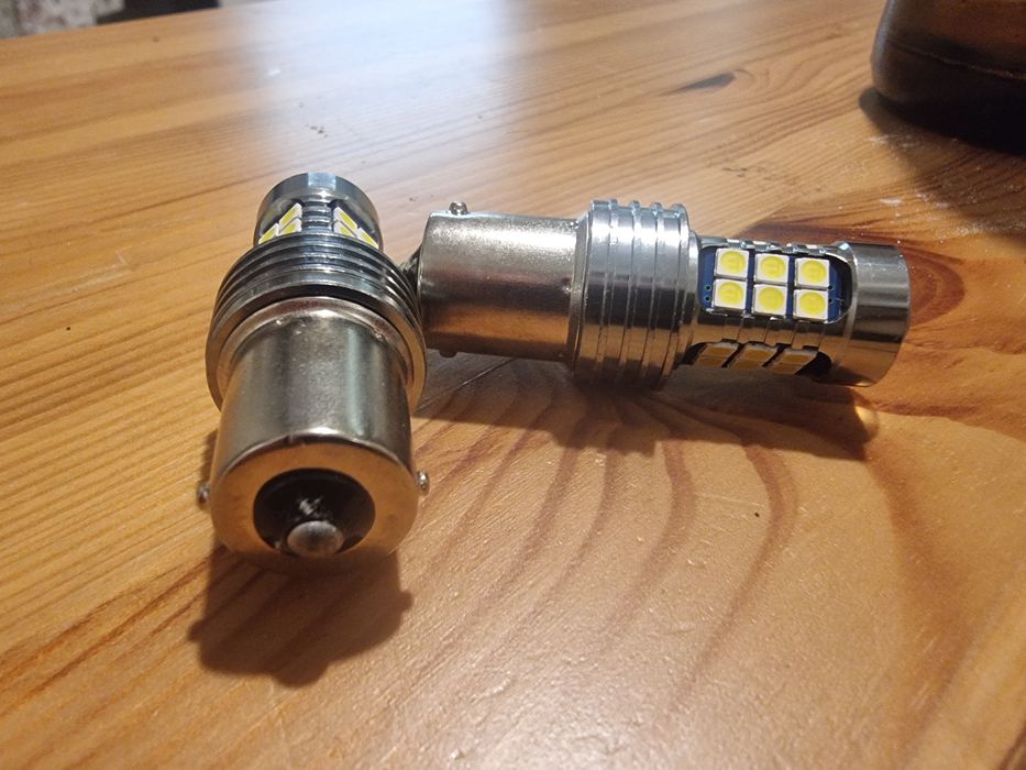 Żarówki led p21w led canbus