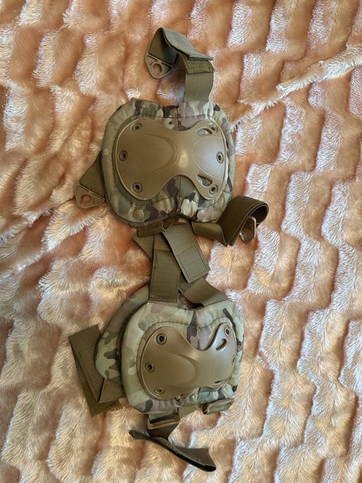 Наколінники та налокітники