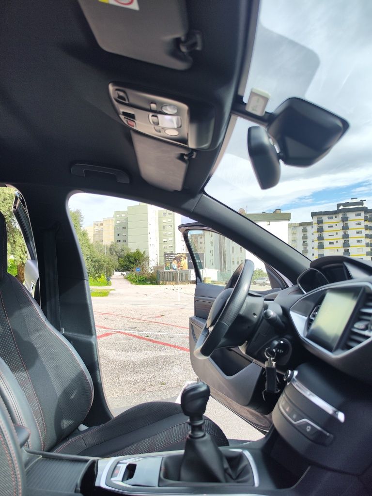 Peugeot 308 se 1.5 BlueHDI 130cv GTLine