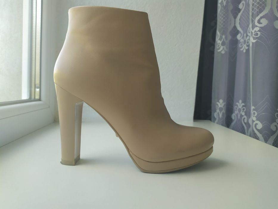 Ботіночки демісезонні жіночі