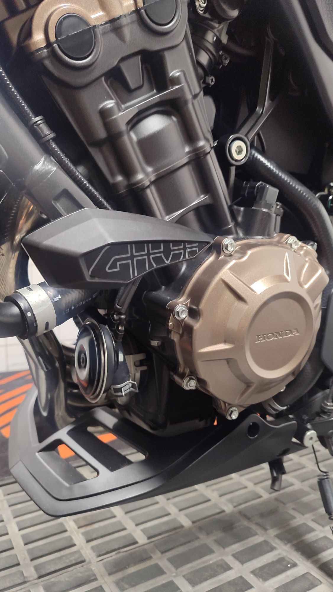 Cogumelos givi Honda cb650r
