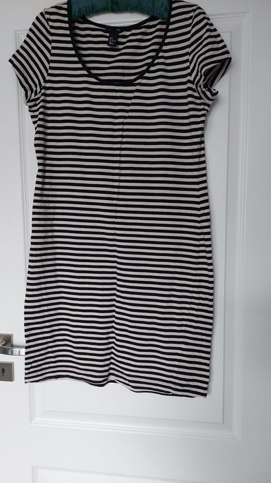 Sukienka w pasy z H&M r. L z bawełny