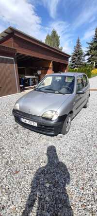 Fiat Seicento uszkodzony