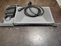 Juniper SRX300 + zasilacz + uchwyty RACK ( rekomendowany soft )