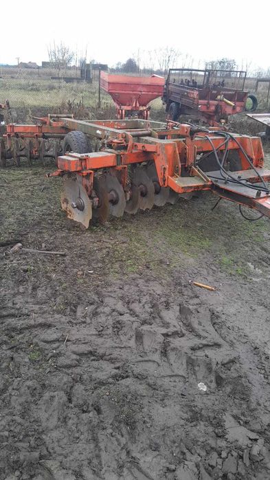 Brona talerzowa talerzówka ciągana Pinet 3.20m