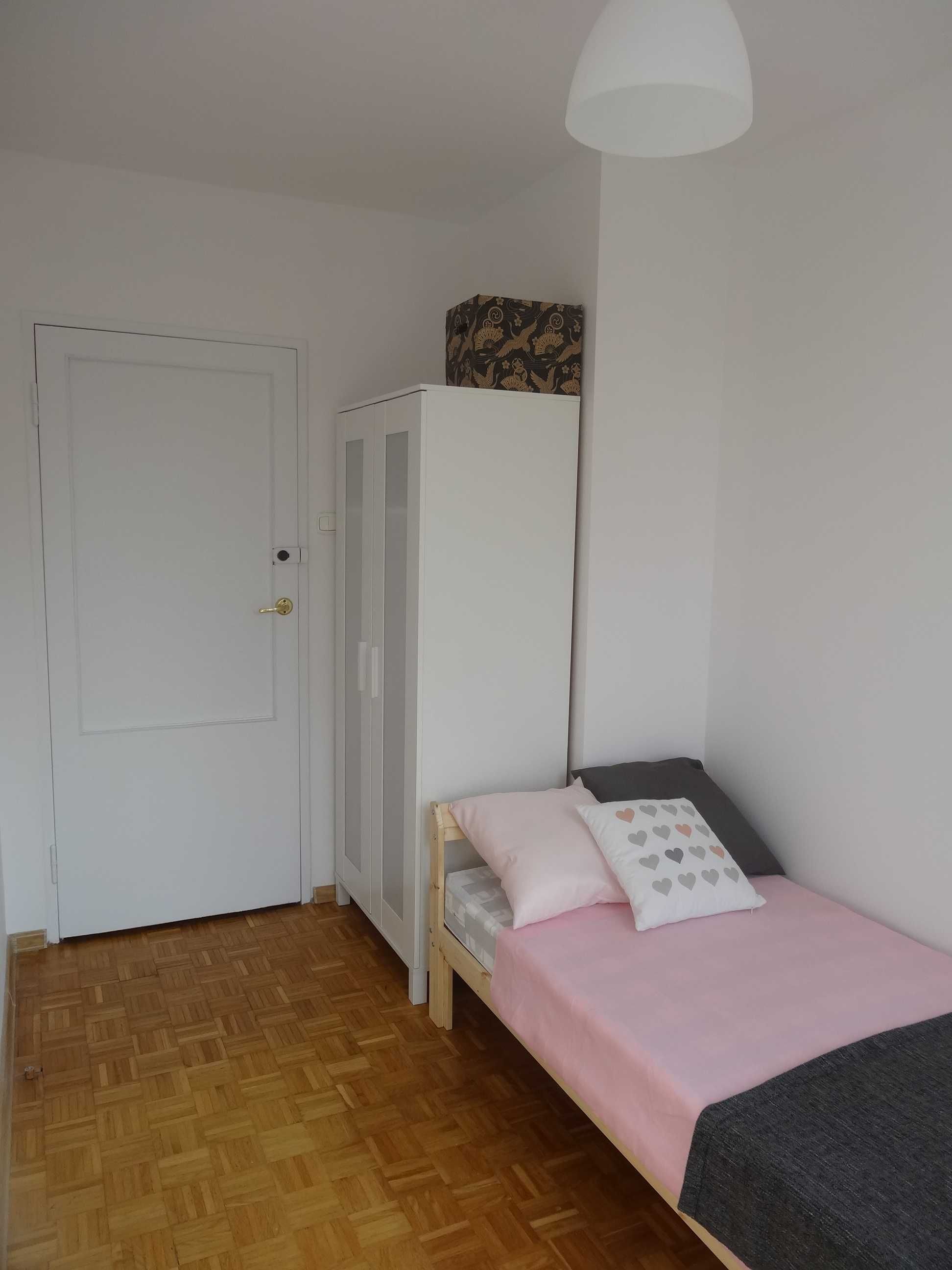 Pokój 1 os. od 31.08. - Mokotów, ul. Urle, 20 min. do SGGW i PW.