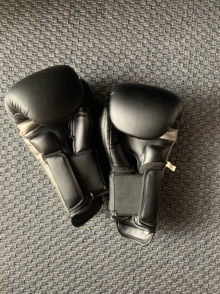 luvas de kick boxing 500 preto decathlon