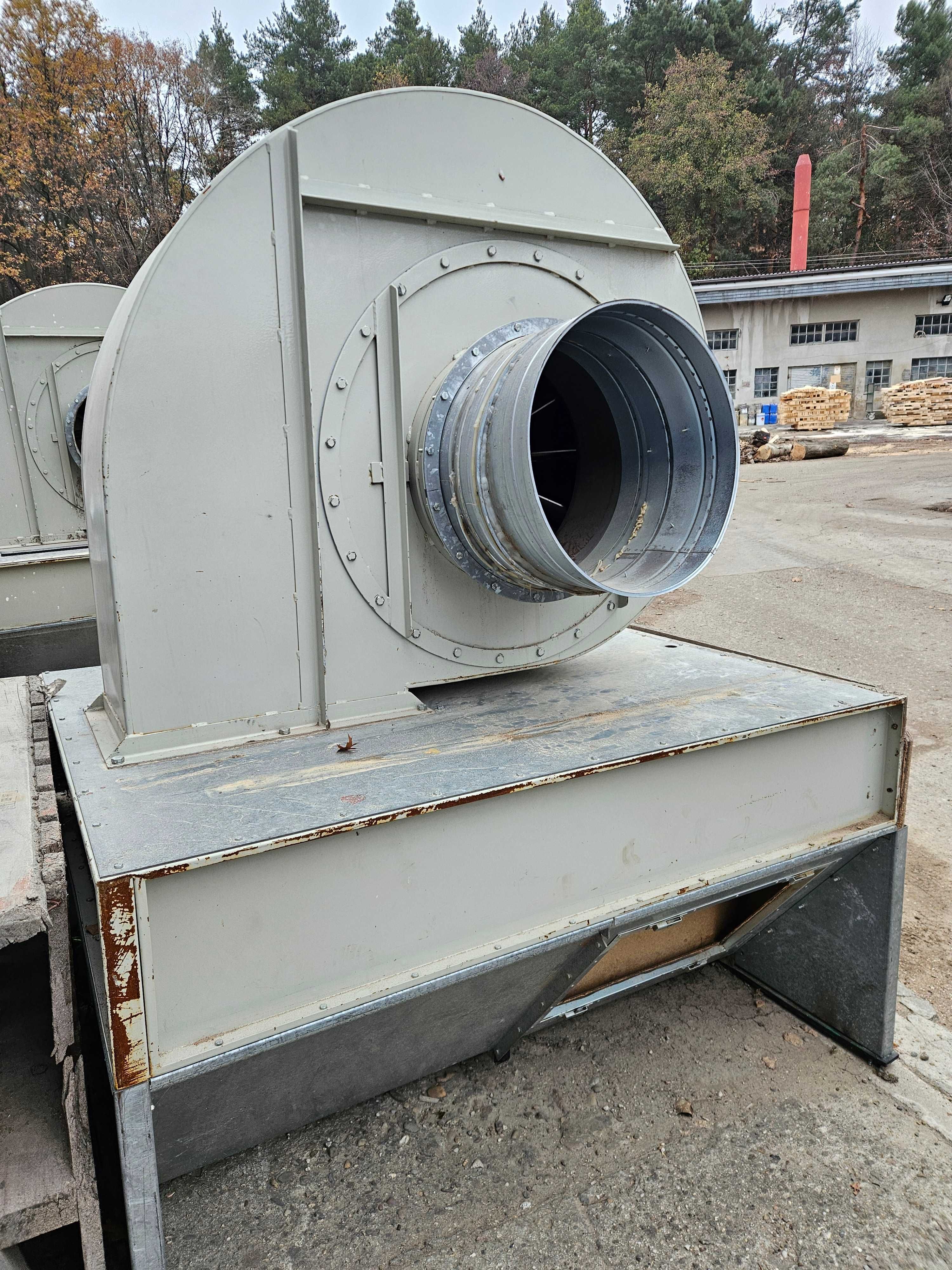 Wentylator odciąg trocin odpylanie transporter