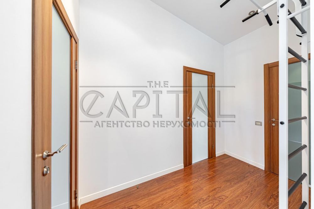 Пропонується в оренду чудовий будинок площею 300м2