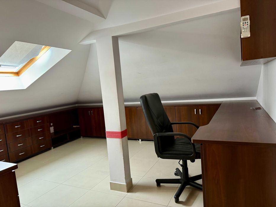 Dom  6 pokoi  210m² Zalesie - Kielce