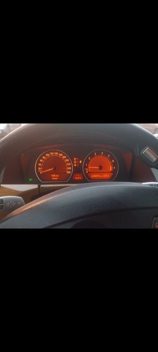 Продам BMW е65 730i 2006