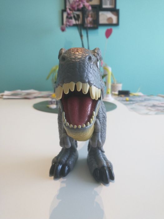Dinozaur robot dla dzieci