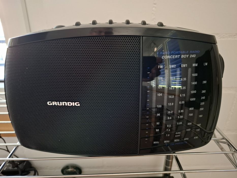 Два Радиоприемника Grundic BOY-240 и Grundic music Boy-50RP.