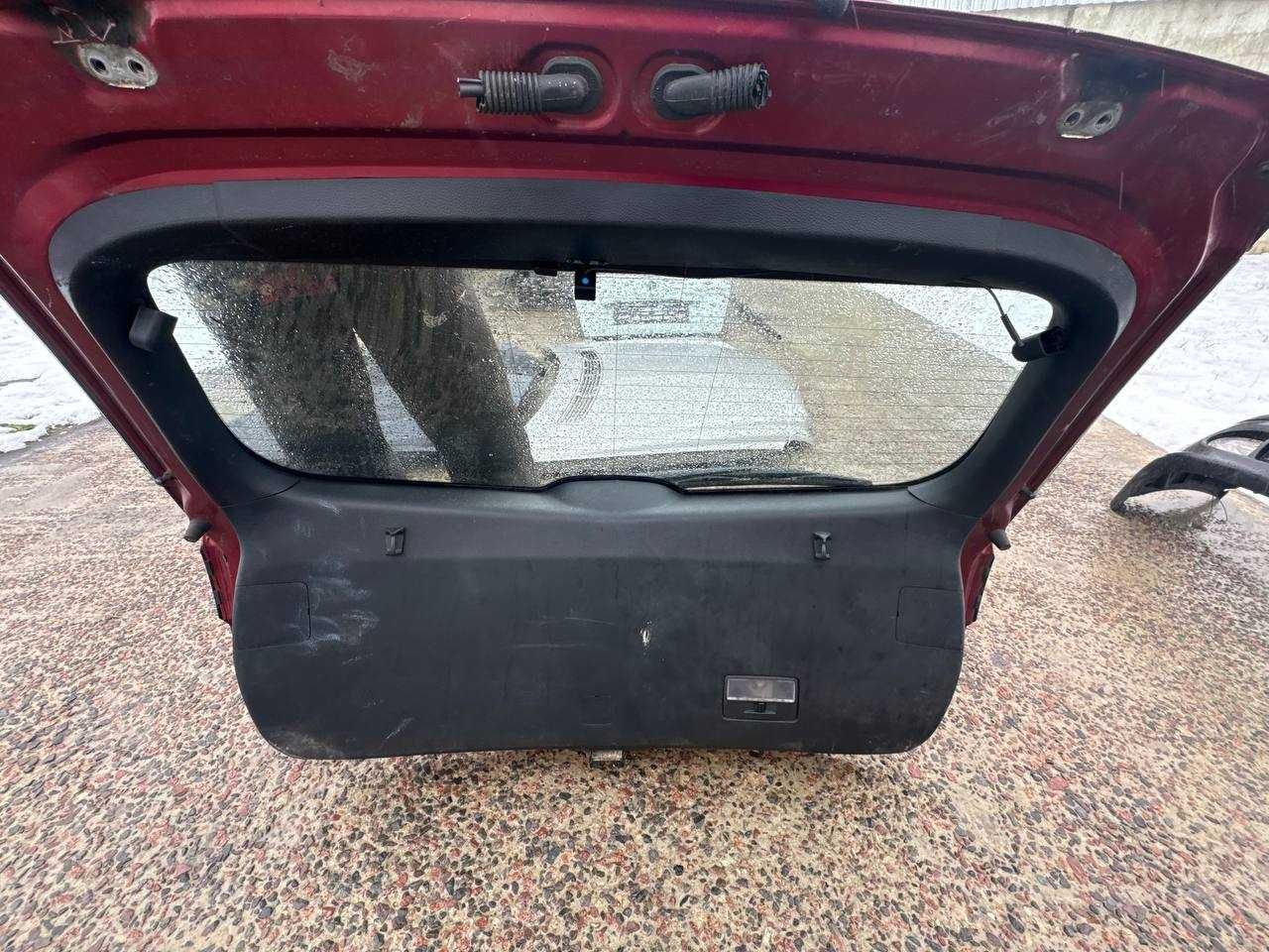 Кришка Багажника в зборі до Mazda 6 2008-2012 (Універсал)