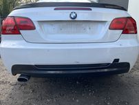 Zderzak tyl tylny bmw e92 e93 M pakiet A96 Mineralweiss pdc kpl