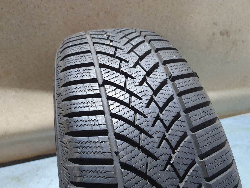 Semperit Speed-Grip 3 215/55R17 XL