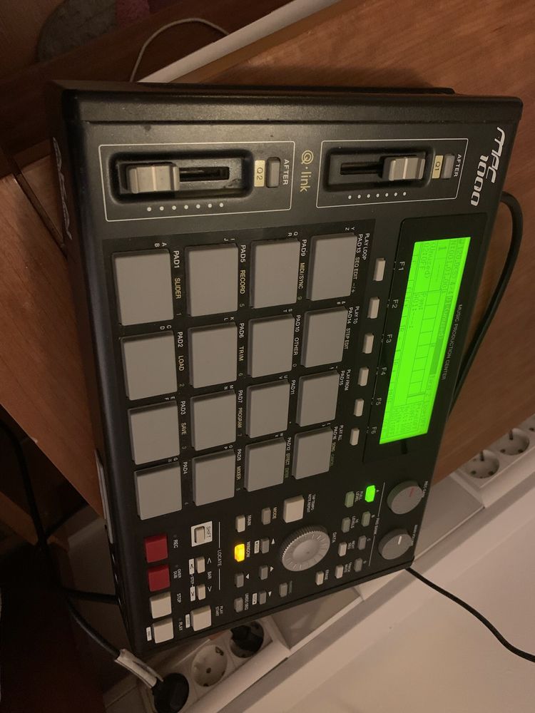 Akai mpc 1000 perfeitas condições sampler hip hop