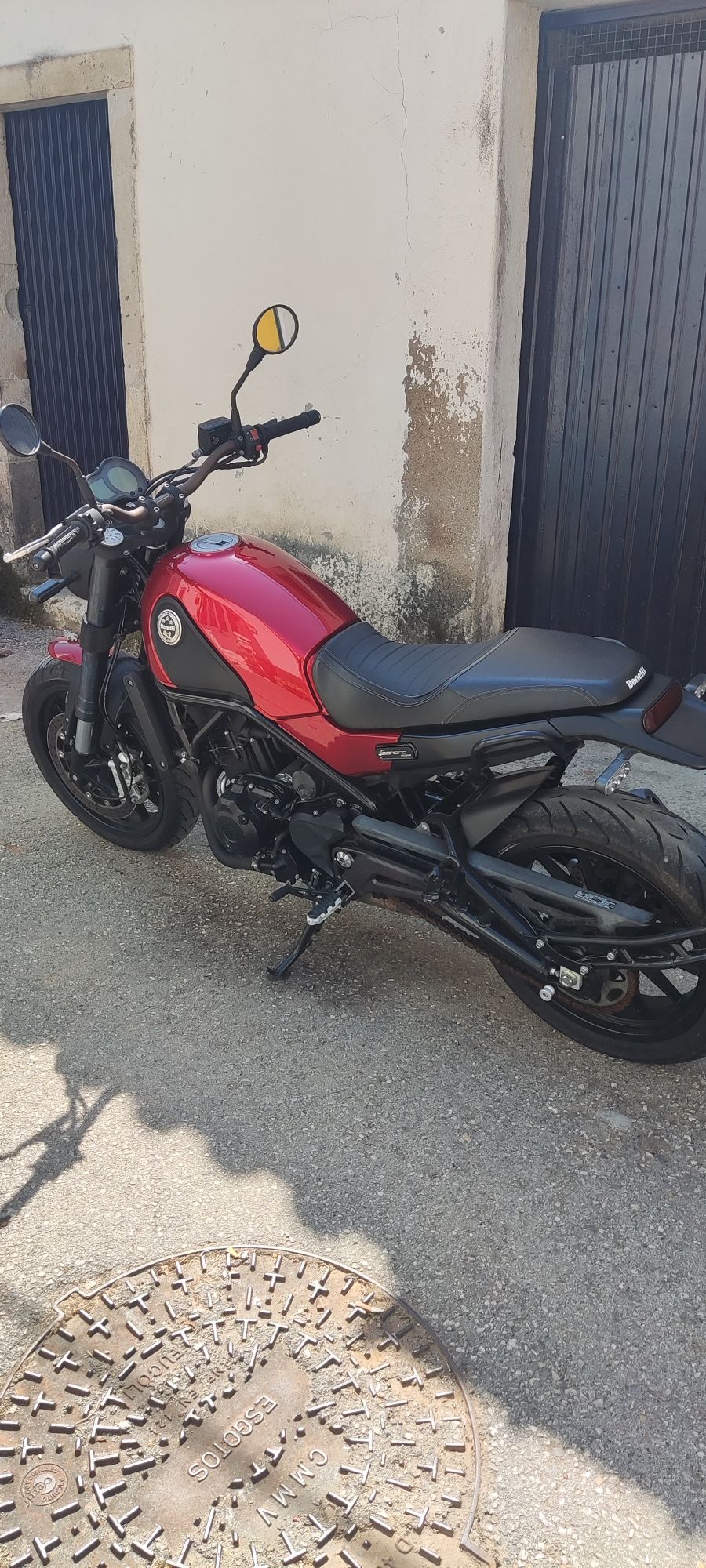 Benelli Leoncino 500