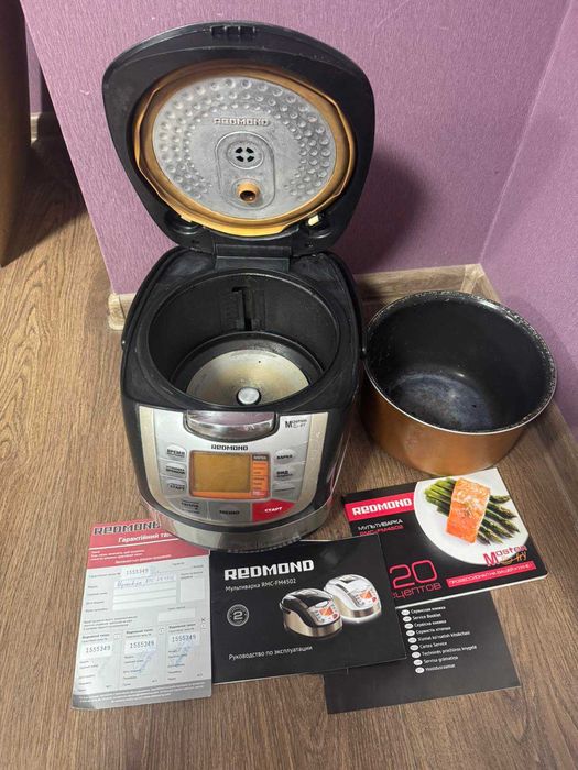 Мультиварка Redmond RMC-FM4502