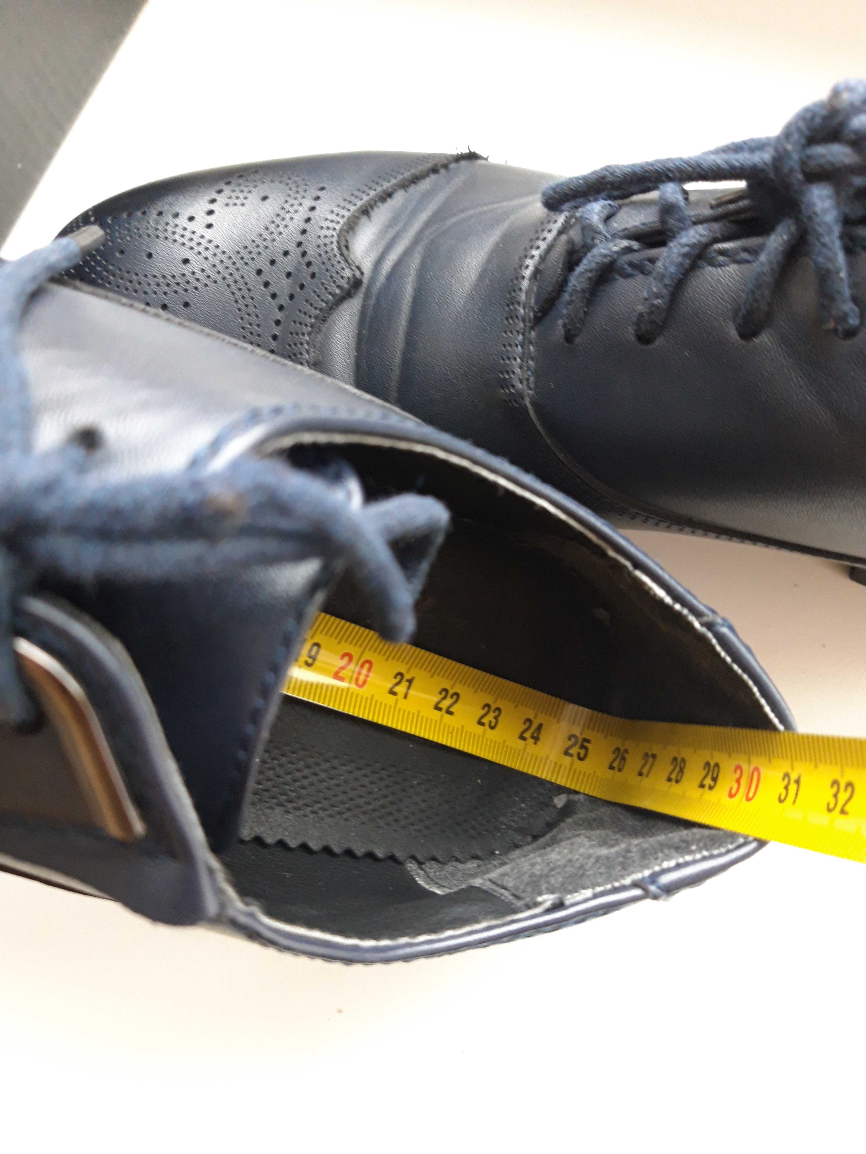 Туфли чёрные натуральная кожа ТМ DESAY р.36 стелька 25 см.,как новые