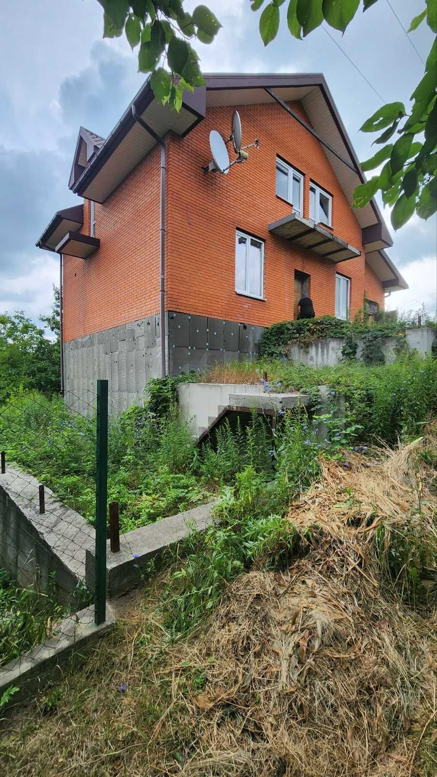 Продажа ділянки з будинком