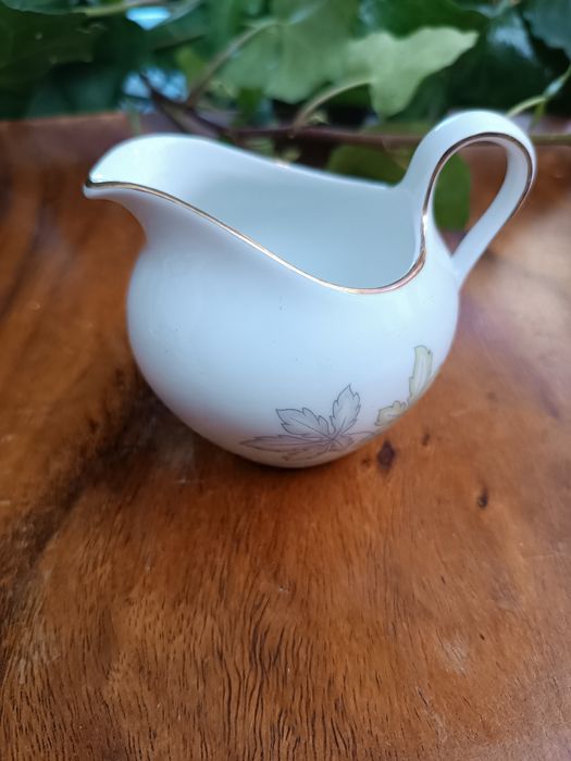 Leiteira em porcelana "de Seltmann Weiden