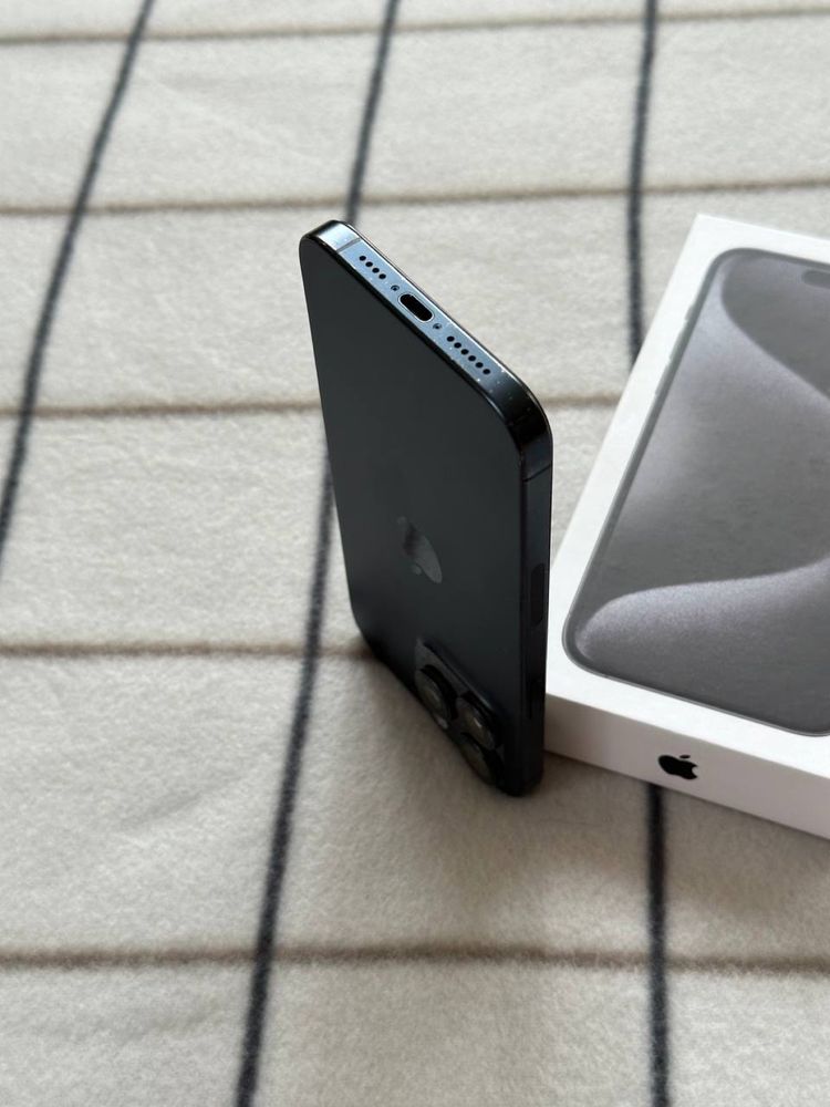 Продам IPhone 15 PRO MAX 256 Neverlock