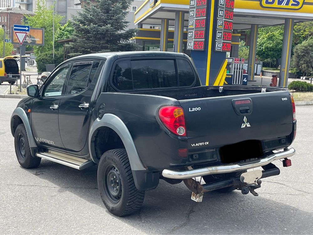 Mitsubishi l200 2.5